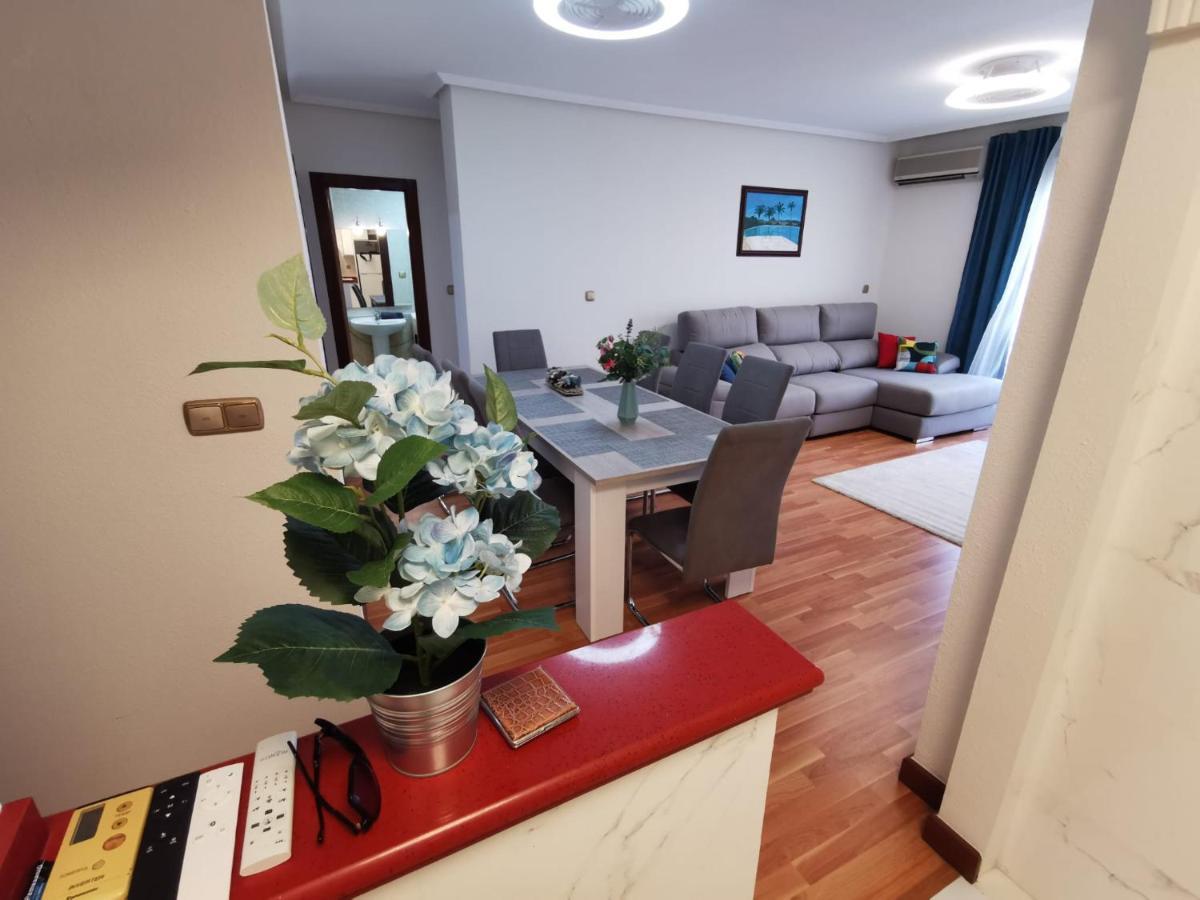 Bonita Apartamento Torrevieja Ngoại thất bức ảnh